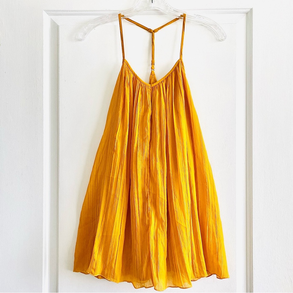 ABERCROMBIE & FITCH | Yellow Gold Flowy Sleeveless Racerback Top | Size:…